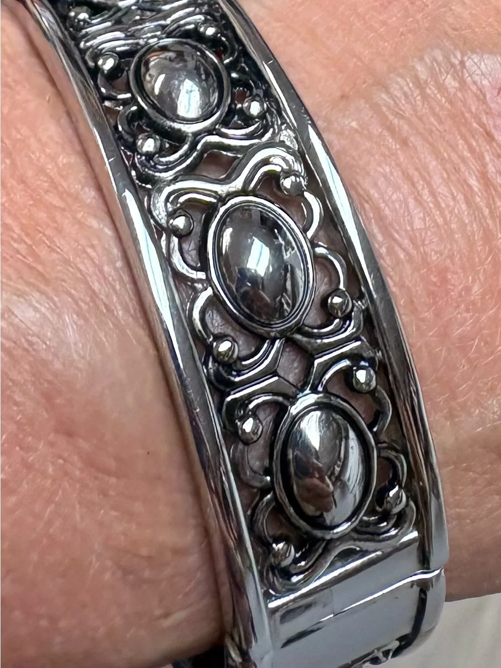 Silver Women's Bracelet Watch with Turquoise Accents new battery works great